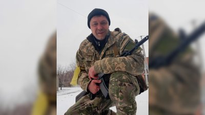 Сценарист Юрій Вєткін втратив ногу: потрапив під обстріл російського танка Сценарист Юрій Вєткін втратив ногу: потрапив під обстріл російського танка