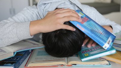 На Херсонщині учням 5-10 класів подовжили дистанційну форму навчання