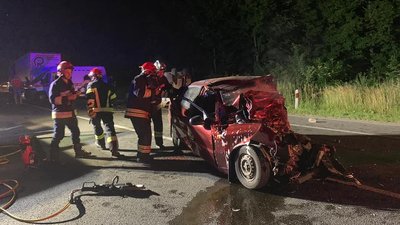 Автотроща неподалік Рівного: загинули бабуся з дідусем, онука – в лікарні