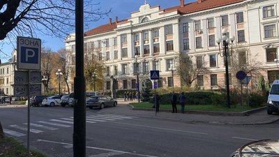 У Франківську перевіряють повідомлення про замінування апеляційного суду