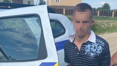 На Львівщині затримали підозрюваного у крадіжках з церков На Львівщині затримали підозрюваного у крадіжках з церков