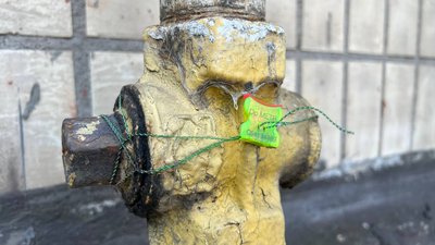 Майже два роки мешканці будинку в Кривому Розі живуть без газу