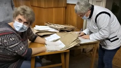 У Світловодську члени ДВК переписували протокол підрахунку голосів на території ТВК