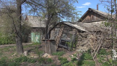 На Донеччині біля лінії фронту відновлюють житло