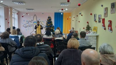 Молились за мир в Україні: різдвяні богослужіння у Кропивницькому Молились за мир в Україні: різдвяні богослужіння у Кропивницькому