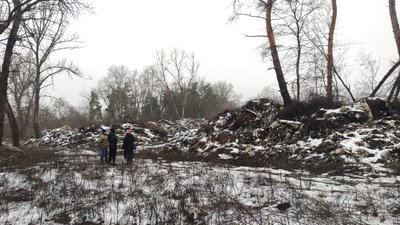Стихійне сміттєзвалище у Кобеляках на Полтавщині: коли ліквідують та які наслідки для довкілля Стихійне сміттєзвалище у Кобеляках на Полтавщині: коли ліквідують та які наслідки для довкілля