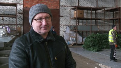 З майдану Свободи у Харкові почали вивозити новорічну ялинку