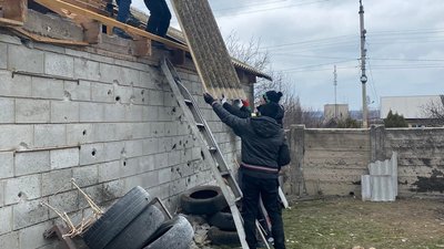 Війська РФ обстріляли селище Радісний сад, що на Миколаївщині. Є загиблі серед населення Війська РФ обстріляли селище Радісний сад, що на Миколаївщині. Є загиблі серед населення