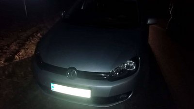 На Рівненщині жінка напідпитку викрала авто знайомого та пробила два колеса