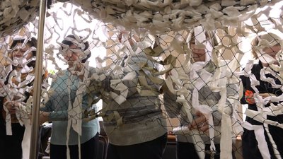 Вчителі та учні музичної школи в Івано-Франківську збирають допомогу для вчительки фортепіано, яка воює в ЗСУ Вчителі та учні музичної школи в Івано-Франківську збирають допомогу для вчительки фортепіано, яка воює в ЗСУ