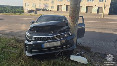 Авто після аварії в Сумах. 6 липня 2026 р. 