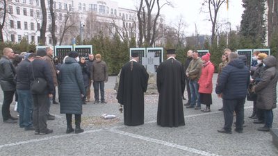 У Дніпрі вшанували пам'ять українських військових, загиблих на Донбасі