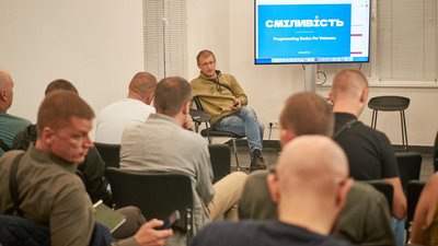 У Черкасах відкрили ІТ-курси для військових У Черкасах відкрили ІТ-курси для військових