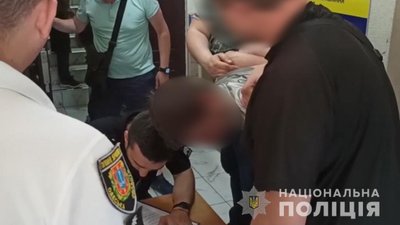 В Одесі затримали чоловіка, котрий втік із зали суду