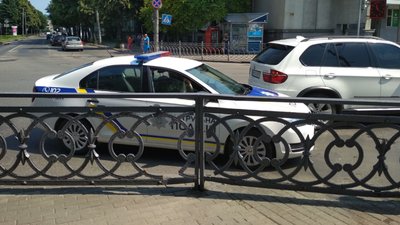 Проїзд на червоний: у центрі Рівного – ДТП Проїзд на червоний: у центрі Рівного – ДТП