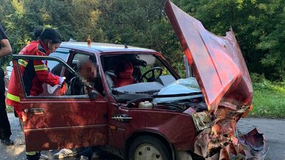 На Волині нетверезий вдій спричинив аварію: двох людей госпіталізували На Волині нетверезий вдій спричинив аварію: двох людей госпіталізували