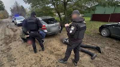 Переправлення чоловіків за кордон, схема вивезення ухилянтів на Волині, поліція Волині