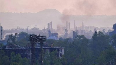 Російська армія намагається штурмувати Сєвєродонецьк з кількох напрямків — Стрюк