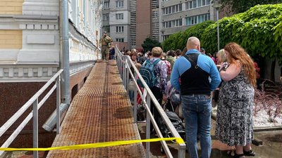 У черкаській громадській організації видавали гуманітарну допомогу переселенцям У черкаській громадській організації видавали гуманітарну допомогу переселенцям