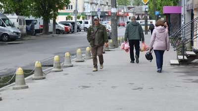 Розігнали бабок Розігнали бабок
