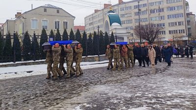 Прощання з Олександром Буриком і Романом Данилюком у Луцьку Прощання з Олександром Буриком і Романом Данилюком у Луцьку
