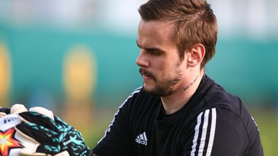 Відрізав захист однією передачею. Український воротар Коваль відзначився асистом у матчі Ліги Європи: відео