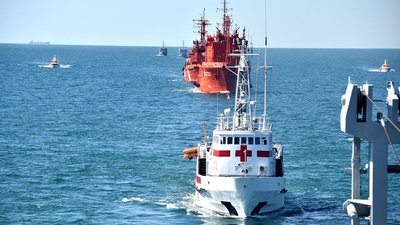 У Чорному морі відбувся збір-похід національного флоту У Чорному морі відбувся збір-похід національного флоту