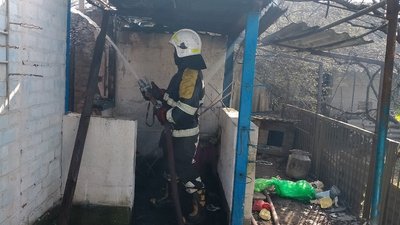 У Запорізькому районі внаслідок пожежі три людини загинули, одна дістала травм