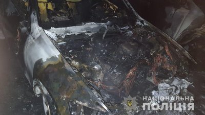 В Одесі горіли три автівки, поліція розслідує підпал В Одесі горіли три автівки, поліція розслідує підпал