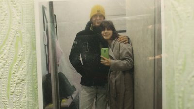 Понад 10 років шиє взуття вечорами: майстер із Рівного створює авторські моделі Понад 10 років шиє взуття вечорами: майстер із Рівного створює авторські моделі