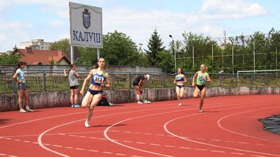 На Франківщині спортсмени зібрали 10 тис. грн для ЗСУ на благодійних легкоатлетичних стартах На Франківщині спортсмени зібрали 10 тис. грн для ЗСУ на благодійних легкоатлетичних стартах