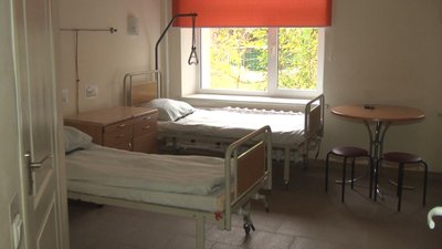 В обласному госпіталі ветеранів війни, наразі, під'єднують кисневі точки до ліжок, які планують виділити для лікування хворих з коронавірусною інфекцією. Фото: Суспільне Поділля В обласному госпіталі ветеранів війни, наразі, під'єднують кисневі точки до ліжок, які планують виділити для лікування хворих з коронавірусною інфекцією. Фото: Суспільне Поділля
