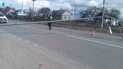 Рівненщина: через негоду рятувальники тричі виїжджали на виклики