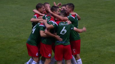"Локомотив" святкує другий гол у матчі проти "Колоса" на Кубку України