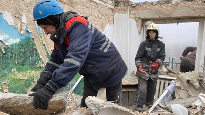 Рятувальники завершили пошук загиблих внаслідок вибуху в будинку на Миколаївщині. Що відомо Рятувальники завершили пошук загиблих внаслідок вибуху в будинку на Миколаївщині. Що відомо