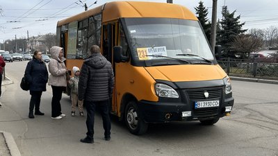 У Полтаві можуть розривати договори з перевізниками через російську музику