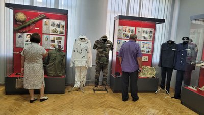 Оновлену виставку "України щит" Оновлену виставку "України щит"