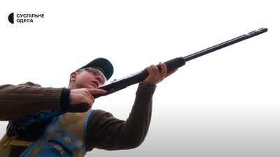 Під час тривог та вибухів: як в Одесі готуються до змагань спортсмени збірної України зі стендової стрільби Під час тривог та вибухів: як в Одесі готуються до змагань спортсмени збірної України зі стендової стрільби