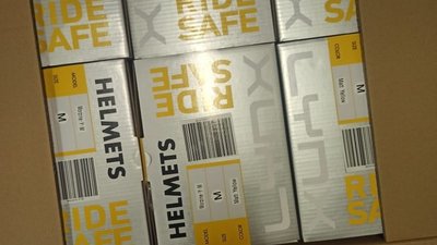 На "Ягодині" знайшли більше 2 тисяч велосипедних шоломів без документів На "Ягодині" знайшли більше 2 тисяч велосипедних шоломів без документів