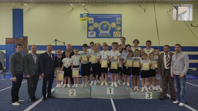 У Сумах провели відкритий чемпіонат міста зі стрибків на акробатичній доріжці