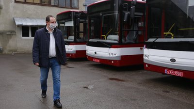 Чотори нові автобуси поповнили франківський комунальний автопарк