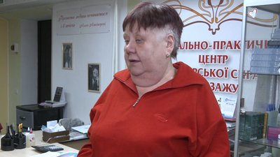У Черкасах безплатно стрижуть переселенців У Черкасах безплатно стрижуть переселенців