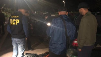 У Франківську затримали киянина та уродженця Білорусі, які планували вбити підприємця — поліція У Франківську затримали киянина та уродженця Білорусі, які планували вбити підприємця — поліція