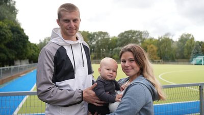 «Йому не уникнути хокею»: історія родини Товстолиткіних, які грають за клуби України