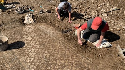 Помпеї в мініатюрі: у Вероні випадково розкопали старовинні фрески Помпеї в мініатюрі: у Вероні випадково розкопали старовинні фрески