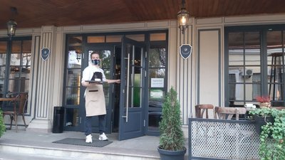 "Працюють усі!": у Тернополі заклади харчування не підтримали "карантин вихідного дня" "Працюють усі!": у Тернополі заклади харчування не підтримали "карантин вихідного дня"