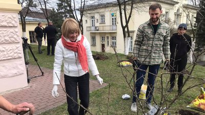У львівському Домі Франка відновили сад У львівському Домі Франка відновили сад