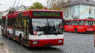 До кінця червня У Франківську здорожчає плата за проїзд у міському транспорті