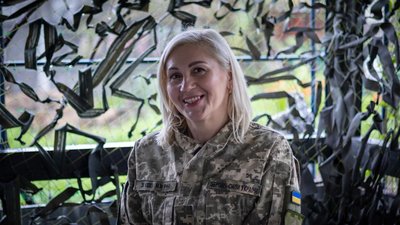 Сестри пішли на службу в ЗСУ Сестри пішли на службу в ЗСУ
