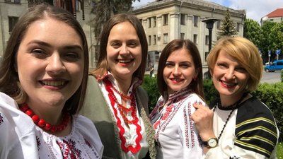 У Тернополі діє безкоштовний проїзд для людей у вишиванках